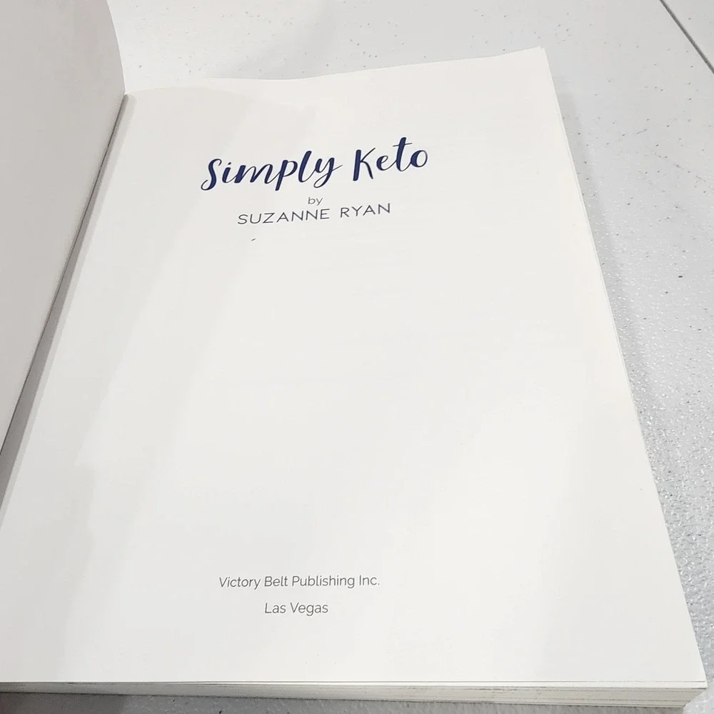 Simply Keto Suzanne Ryan Cookbook 100+ Low Carb Recipes Paperback 9781628602630